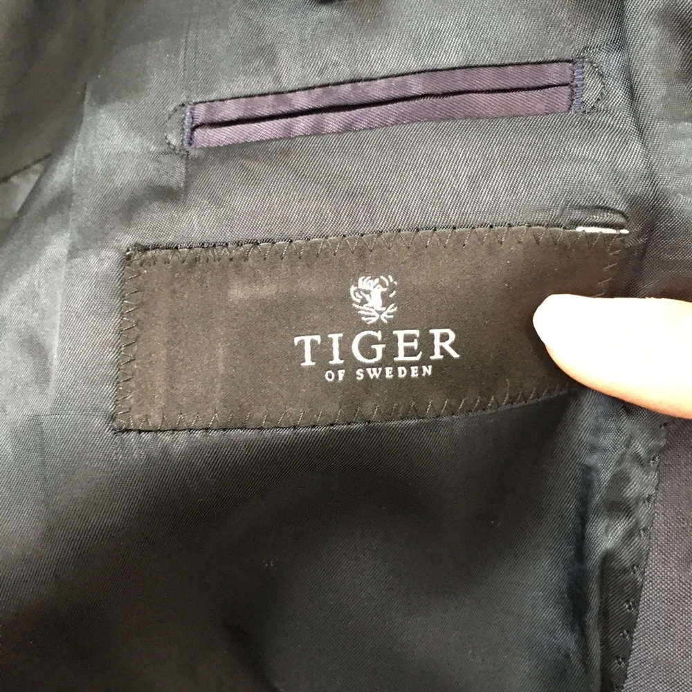 TIGER OF SWEDEN Classic Navy Blazer 100% Wool 48 - Picture 11 of 13